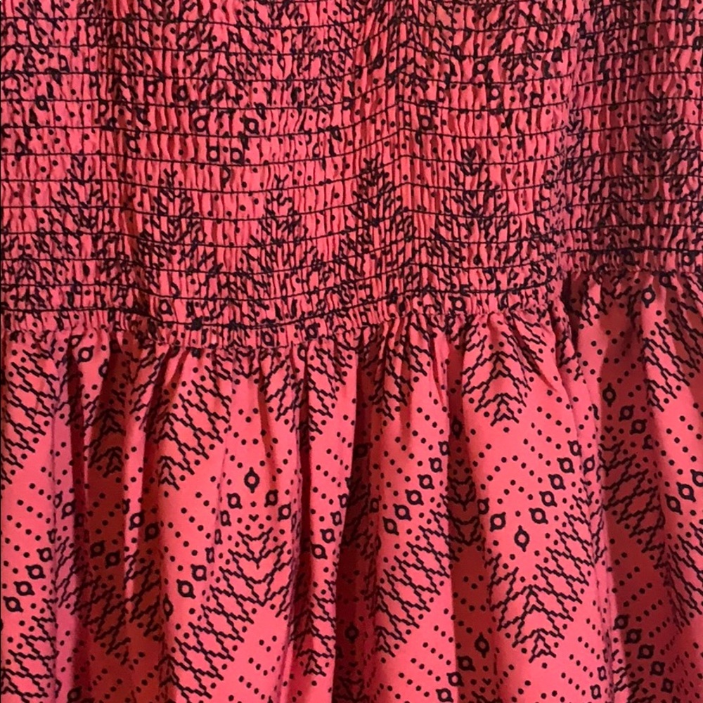 Pattern dress - Picture 2 of 3